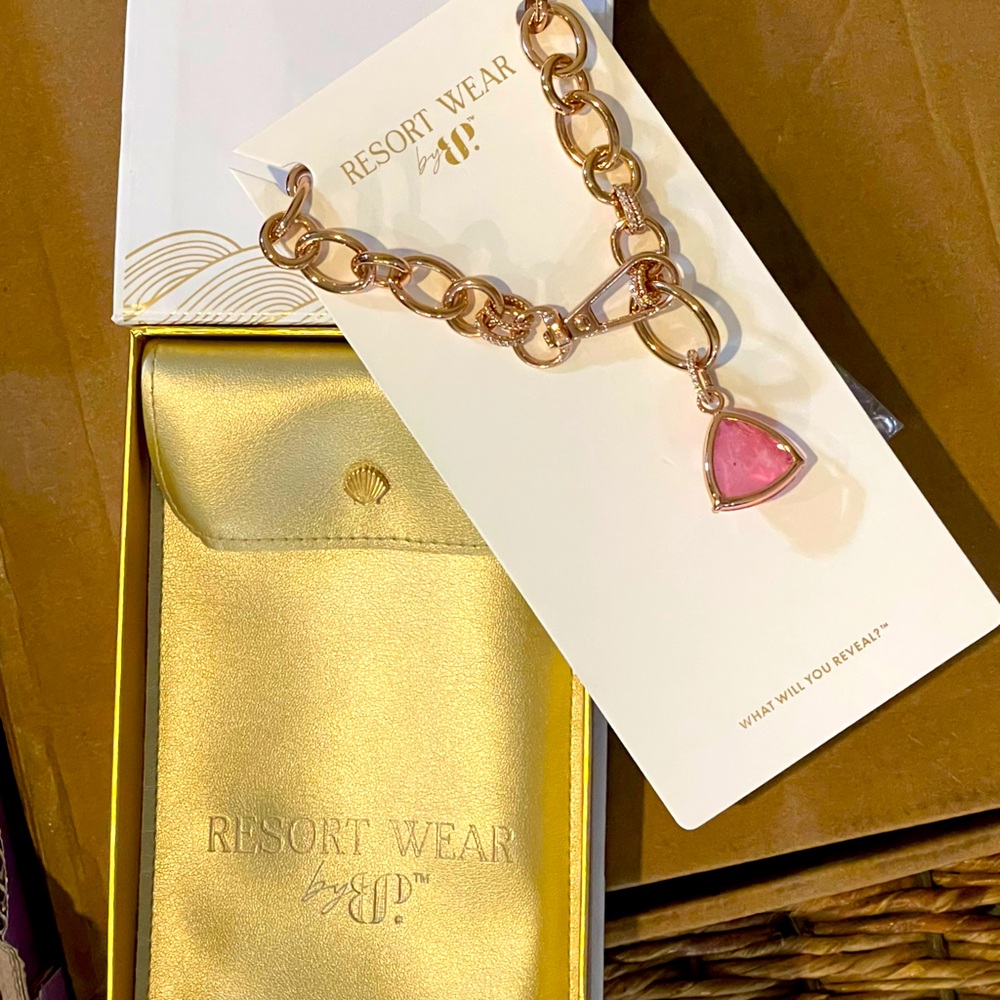 🆕 BOMB PARTY - Resort Wear - The Coral Luna Necklace - Pink Topaz - Rose Gold - Picture 4 of 8